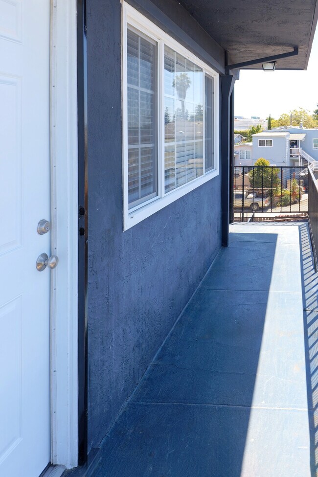 Foto del edificio - 2336 Fruitvale Ave