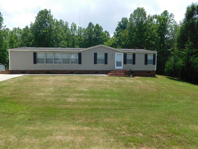 Building Photo - 5055 Angelina Dr