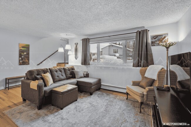 Building Photo - 12739-12739 Tanada Loop