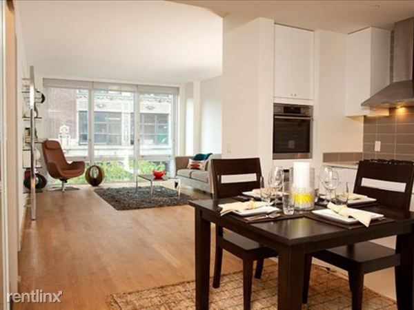 Building Photo - 145 4th Ave