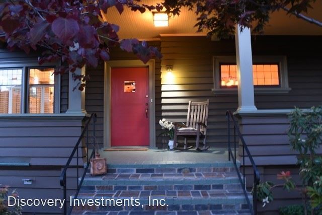 Building Photo - 4 br, 2.5 bath House - 654 Chetwood St.