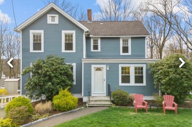 Foto del edificio - 240 Kenwood Ave