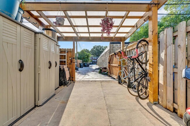 Foto del edificio - 639 20th St NE