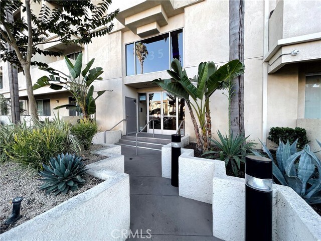 Foto del edificio - 535 Magnolia Ave