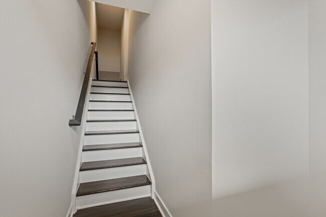 Foto del edificio - 117 Eagle Wood Dr