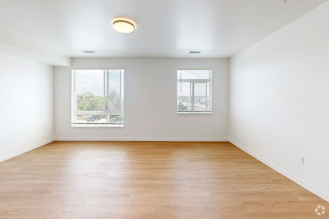 Sala de estar - 3HAB,2BA-1100SF - The Rose on Colfax