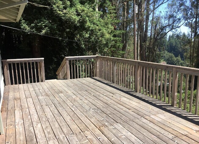 Foto del edificio - 221 Gillette Rd