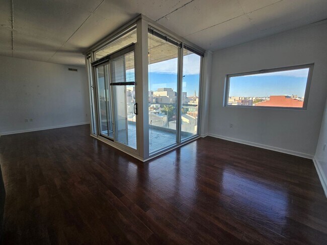 Foto del edificio - 212 Brown St