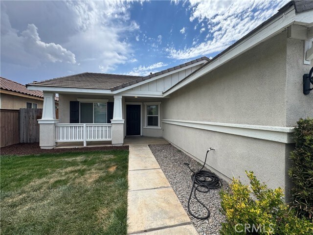 Building Photo - 1517 Marigold Dr