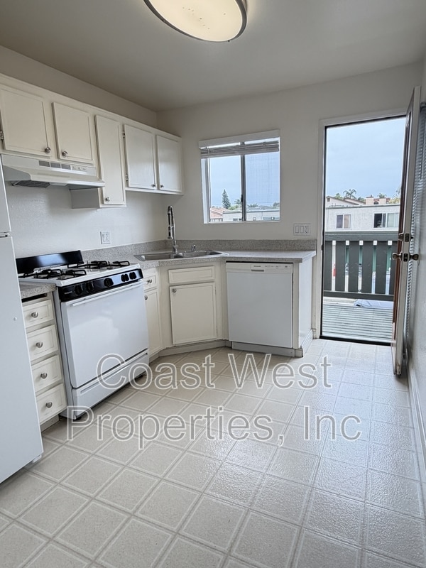 Foto del edificio - 495 Chestnut Ave