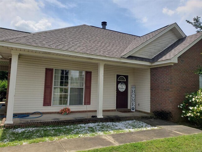 Foto del edificio - 1922 Denny Dr