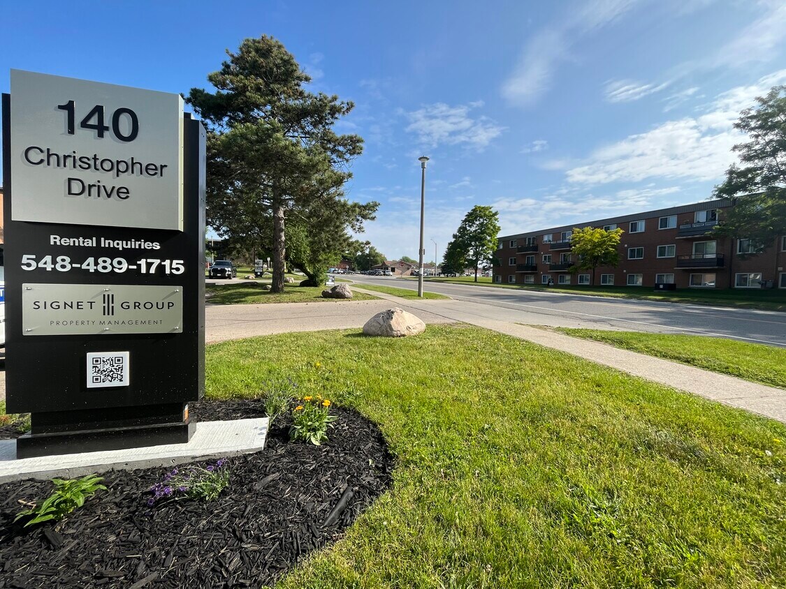 Primary Photo - 130-150 Christopher Drive