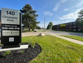 Building Photo - 130-150 Christopher Drive