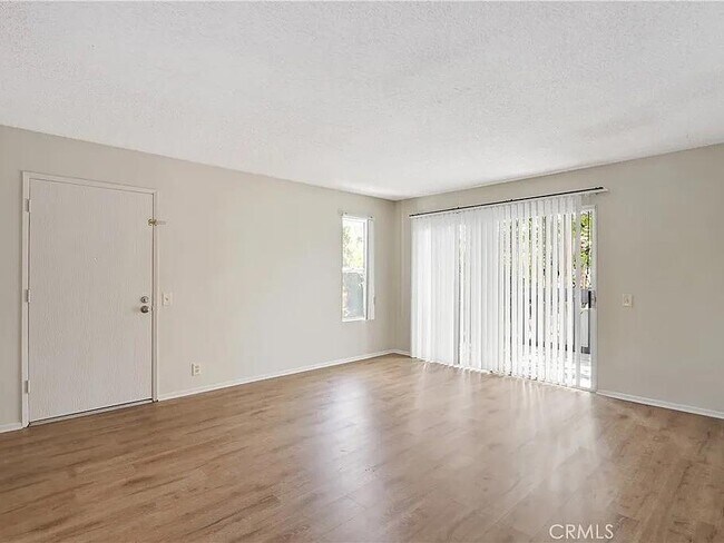 Foto del edificio - 63 Wildwood