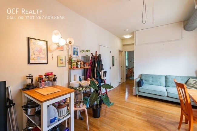 Foto del edificio - 4813 Walton Ave