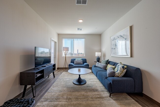 Building Photo - Overland Flats