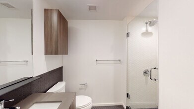 Interior Photo - 345 Harrison