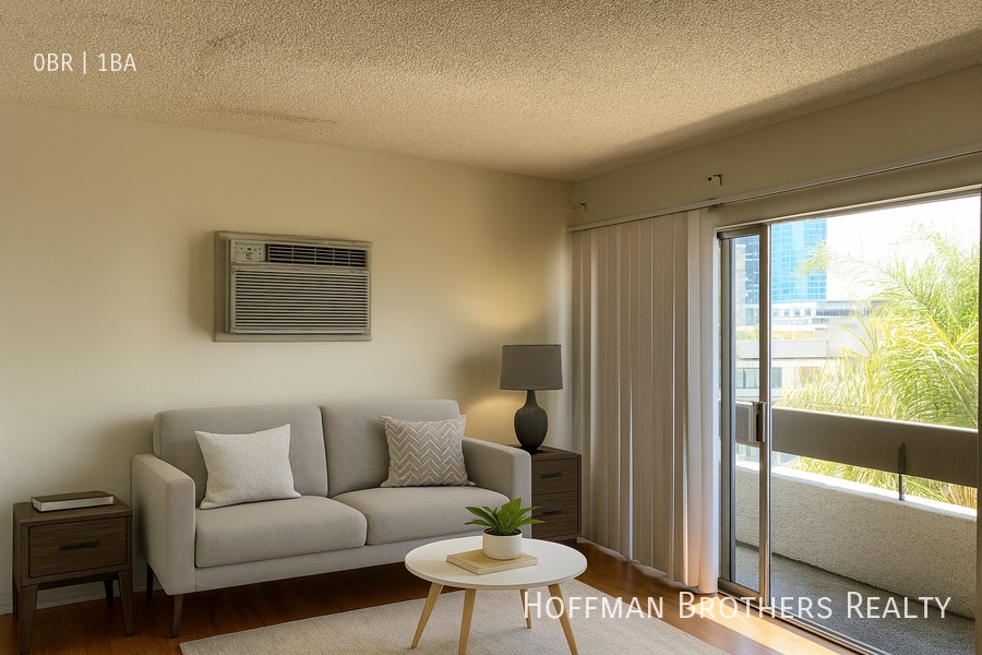 Building Photo - 500 S Hobart Blvd