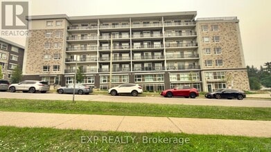 Building Photo - 275B Larch St