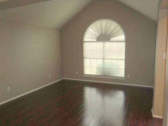 Building Photo - 8132 Shoshoni Dr