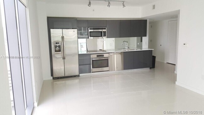 Building Photo - 31 SE 6th St