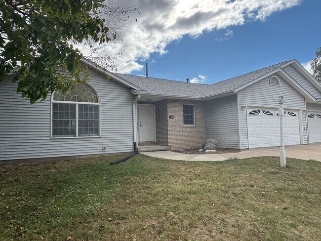 Photo - 154-154 Cayman St Apartment