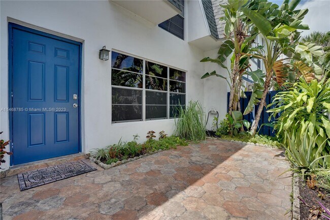 Building Photo - 3905 SW 67th Terrace