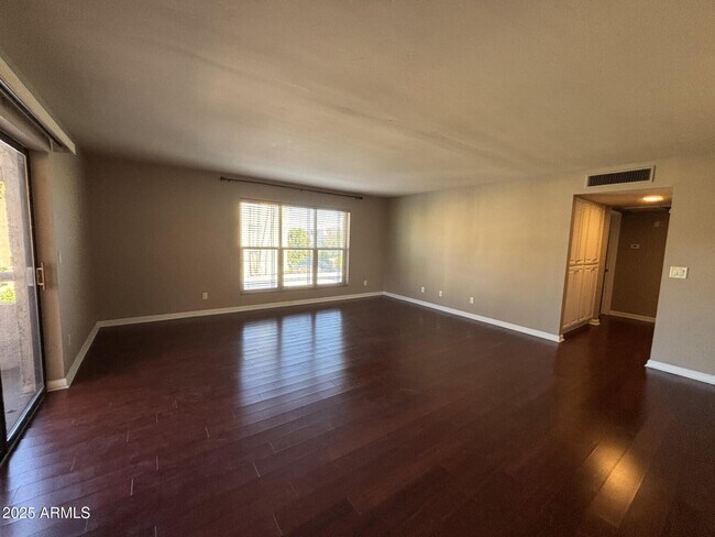 Foto del edificio - 5122 N 31st Way