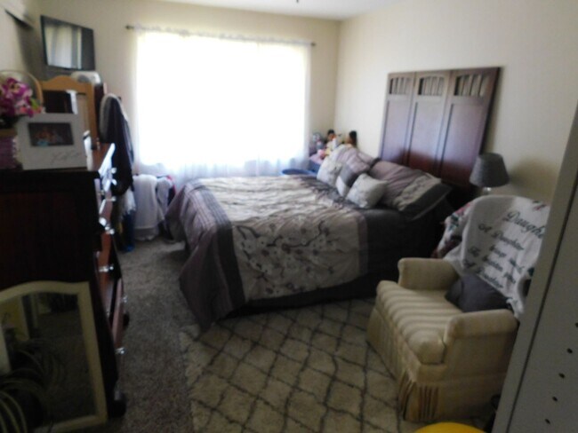Foto del edificio - AVAILABLE NOW! Exceptional centrally located One bedroom Millcreek Apartment near LECOM One bedro...