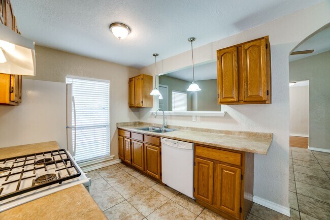 Building Photo - 8033 Big Bend