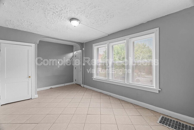 Building Photo - 3614 Pennsylvania Ave