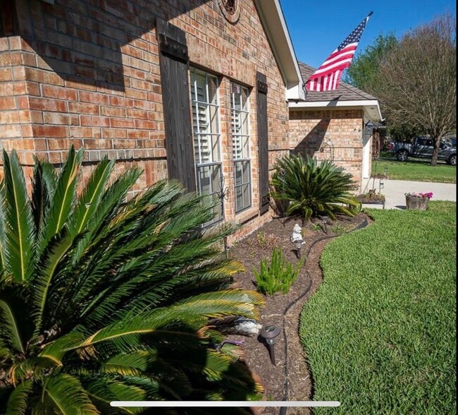 Foto del edificio - 4803 Black Stone St