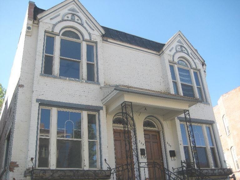 Primary Photo - Washington St South 227-229