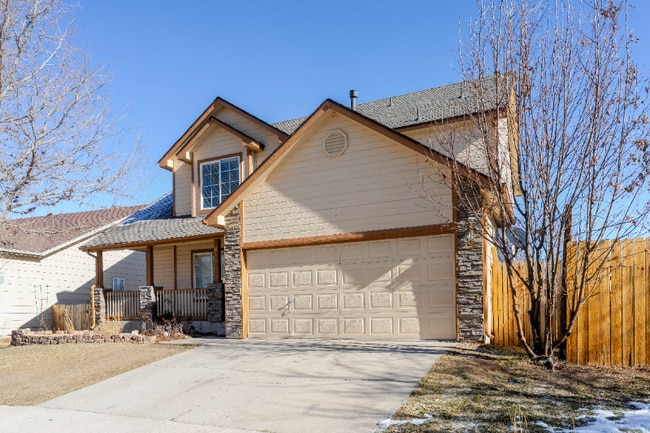 Building Photo - 6115 Fescue Dr