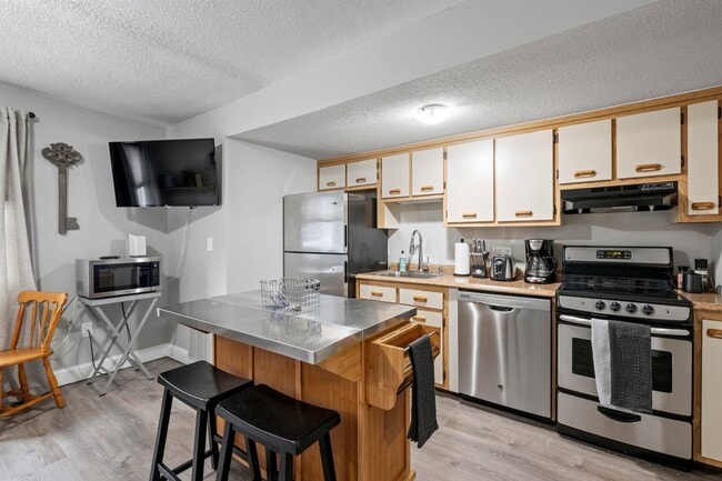 Foto del edificio - 5 Blackstone Dr