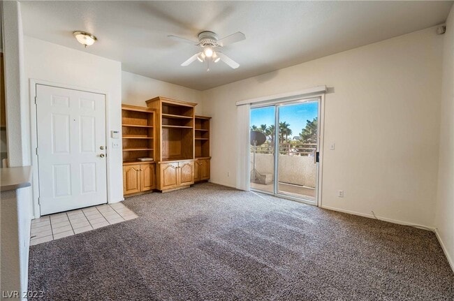 Building Photo - 5655 E SAHARA Ave