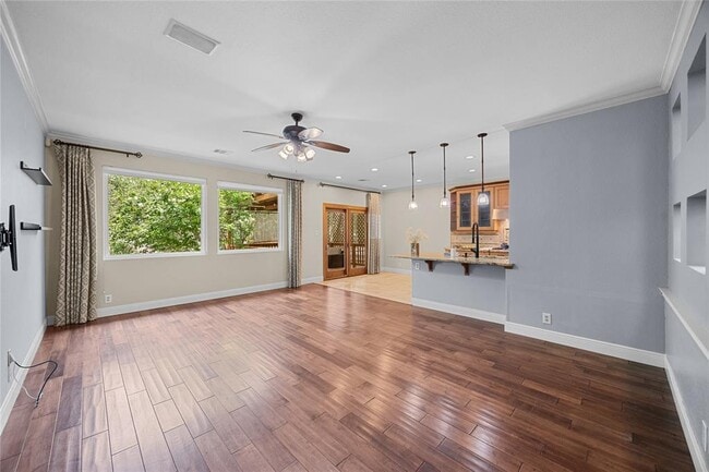 Building Photo - 4200 Canyon Glen Cir