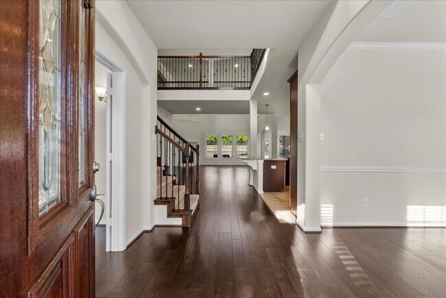 Foto del edificio - 2246 Oakleaf Trail Ln