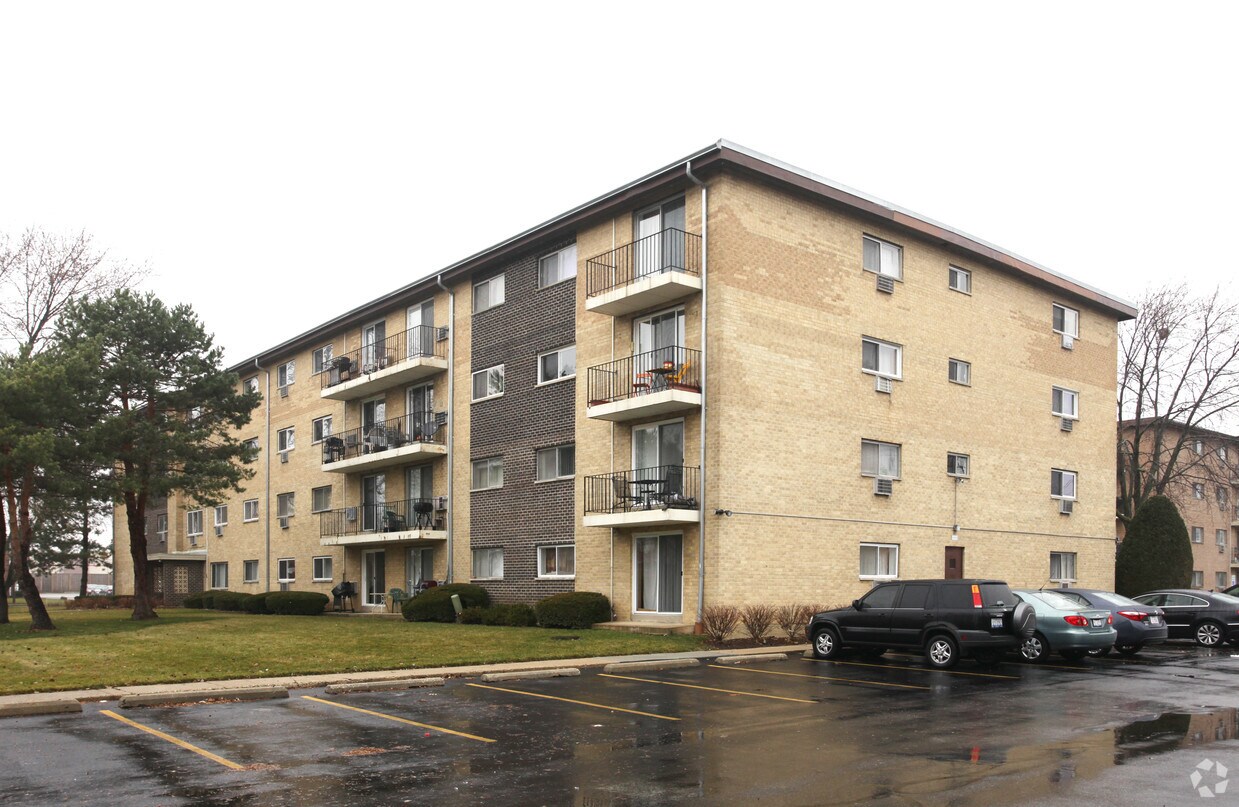 Foto del edificio - 991-1019 N Boxwood Dr