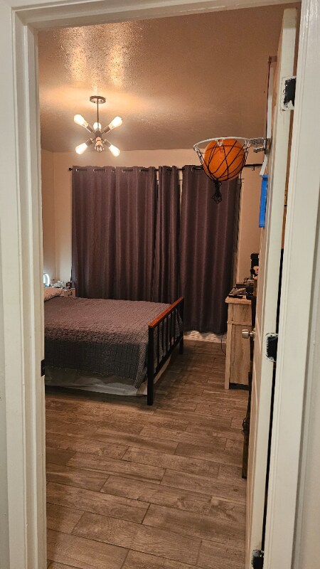 Building Photo - 1605 N Hollow Dr