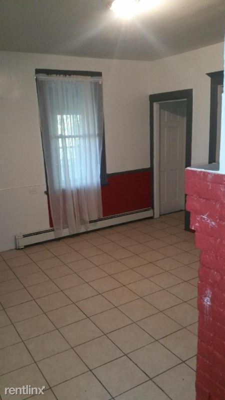 Building Photo - 58 Voorhees St