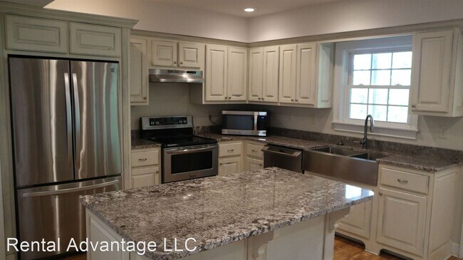 Foto del edificio - 2 br, 1 bath House - 1728-B Murray Hill