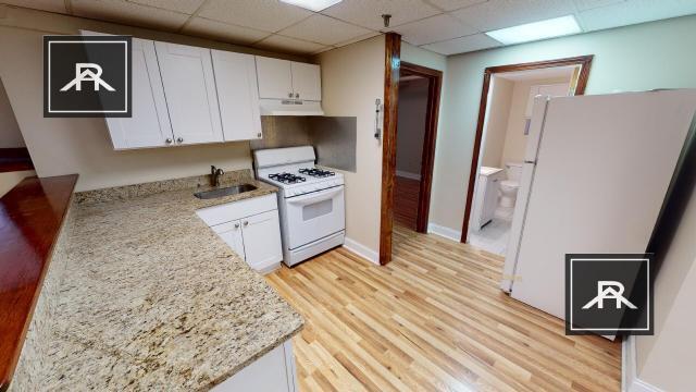 Foto del edificio - 4 bedroom in Allston MA 02134