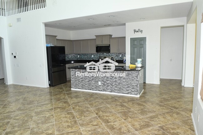 Foto del edificio - 10827 W Cottontail Ln