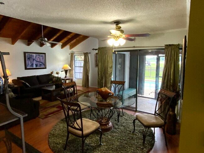 Building Photo - 1471 E Sandpiper Cir
