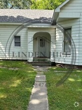 Building Photo - 1904 N 8th St