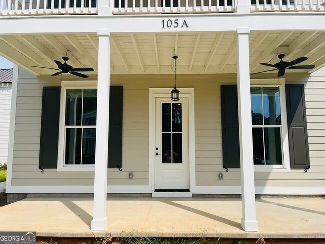 Building Photo - 105 Gardenia Ln
