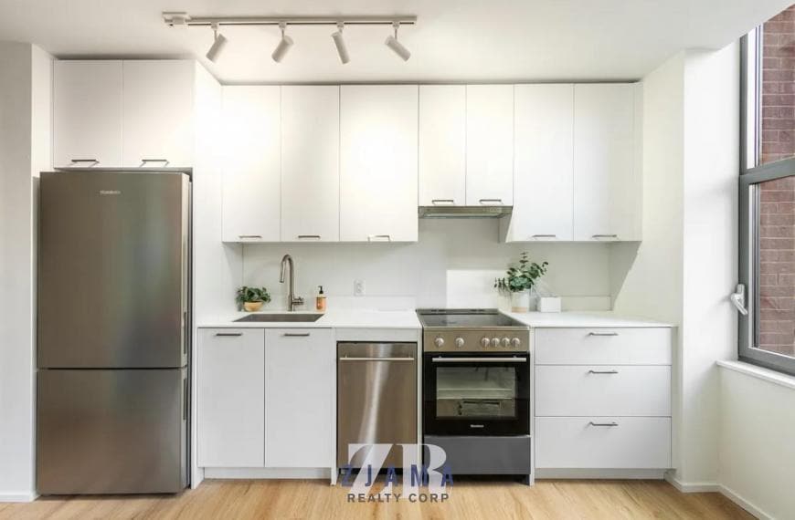 Foto principal - 1 bedroom in Brooklyn NY 11213