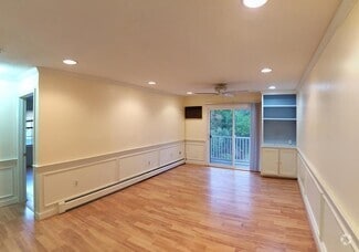Building Photo - 22 Kenmar Dr