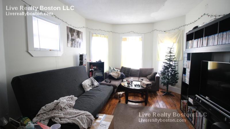 Primary Photo - 138 Brook St